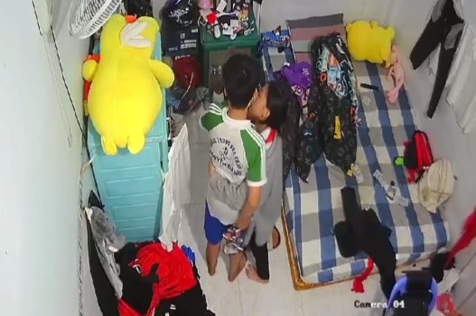 Dẫn bạn trai vào nhà bằng âm đạo